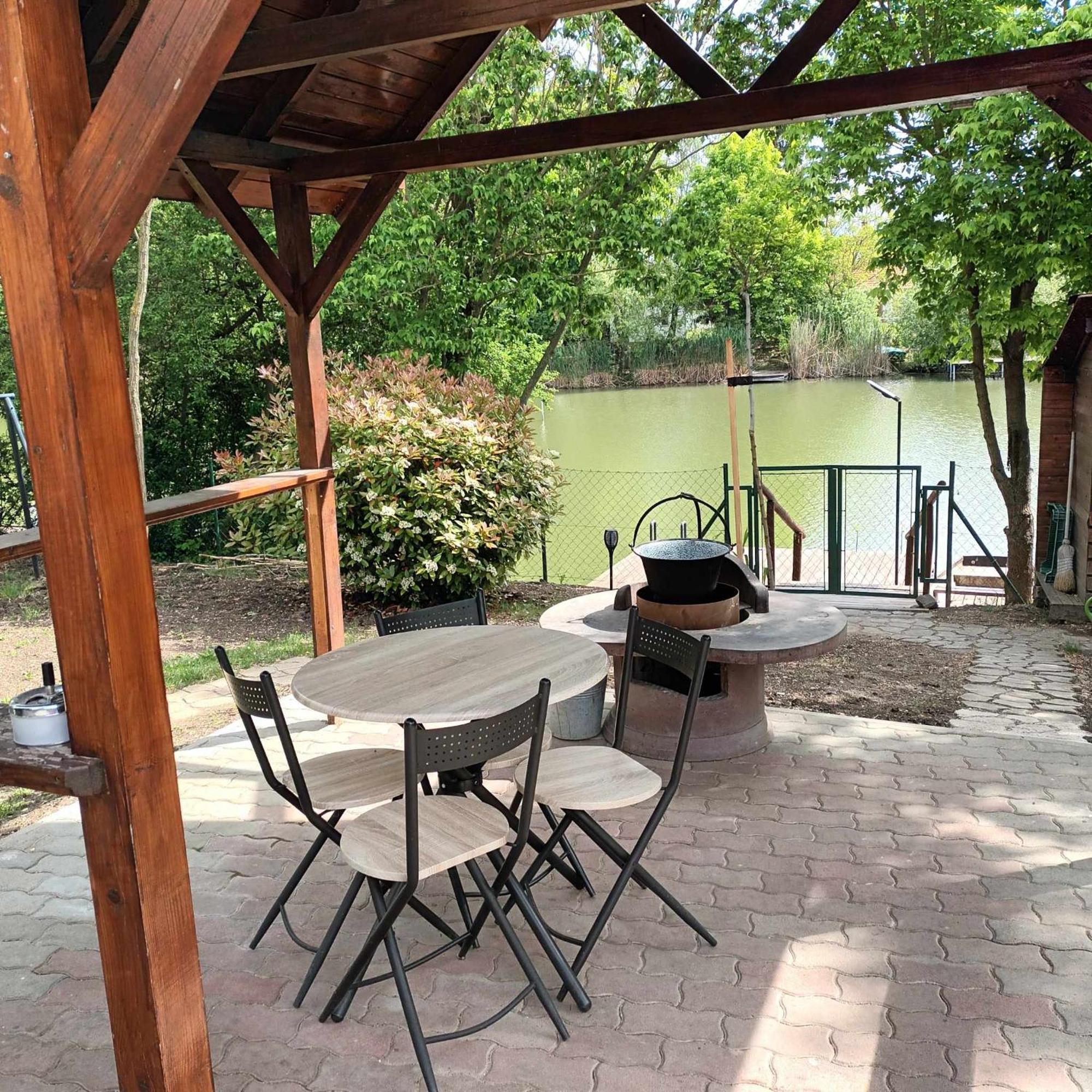 Boglarka Horgasznyaralo Villa Gyomaendrőd Exteriör bild